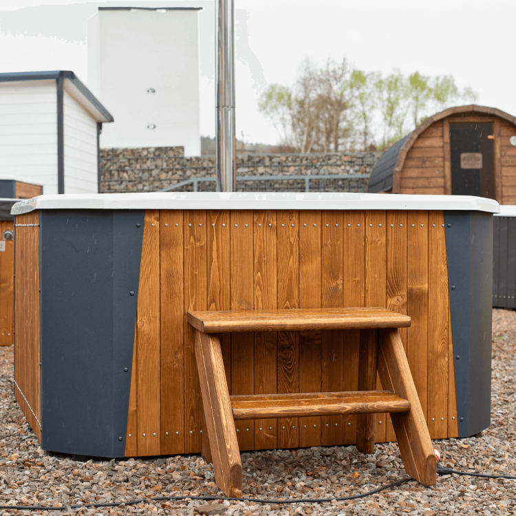 Jacuzzi 193x200 cm dla 4–5 osób – kompaktowe, komfortowe i w pełni personalizowane
