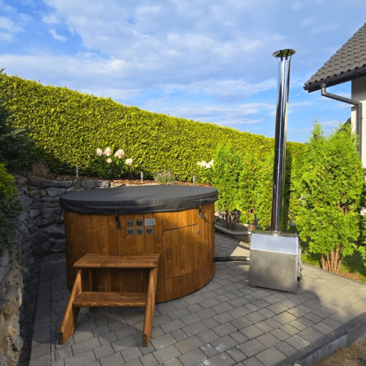 Zaprojektuj jacuzzi na lata - wytrzymałe, piękne i w pełni spersonalizowane