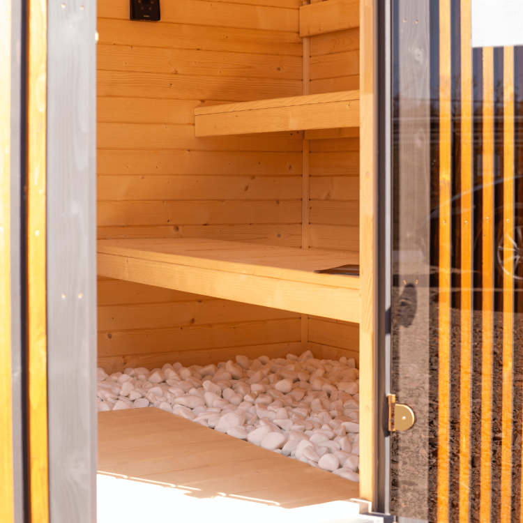 Sauna 2,1×2,1 m – kompaktowa konstrukcja idealna do każdego ogrodu