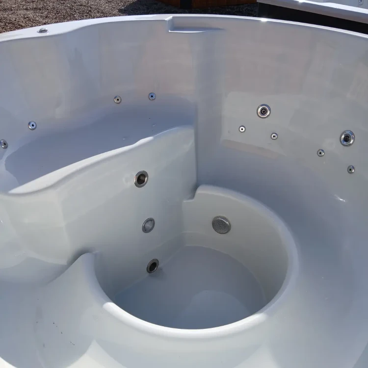 Stabilna konstrukcja jacuzzi 200 cm z oświetleniem LED i dyszami