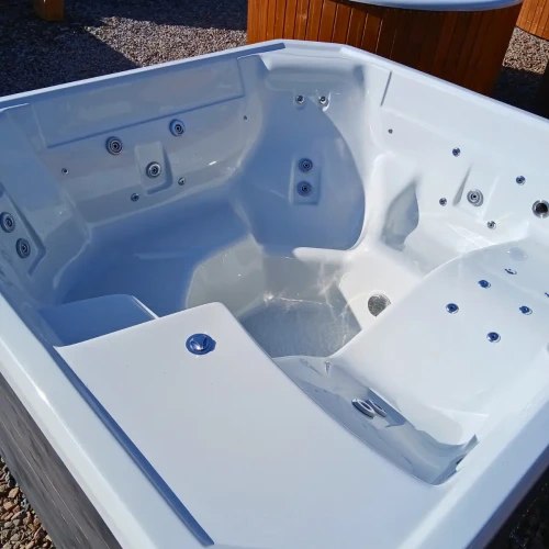 Prostokątna balia ogrodowa Mokko – duża przestrzeń relaksu 193x200