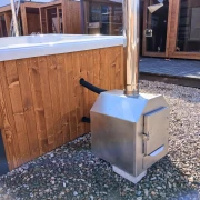 Jacuzzi z piecem zewnętrznym 30 kW