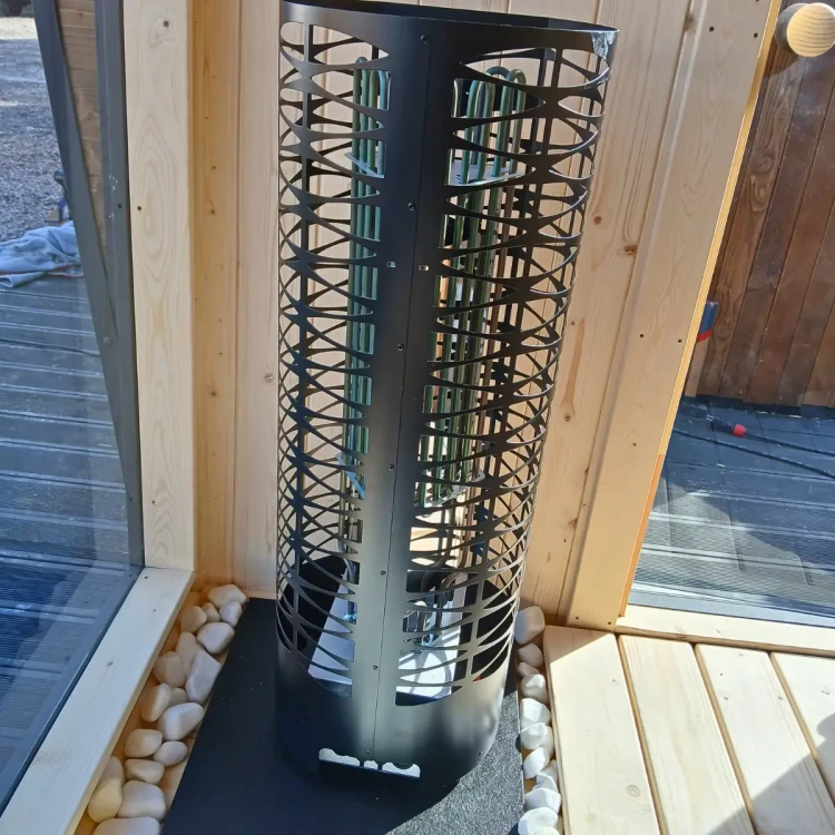 Piec Narvi 9 kW z kamieniami – szybkie nagrzewanie sauny Bartek