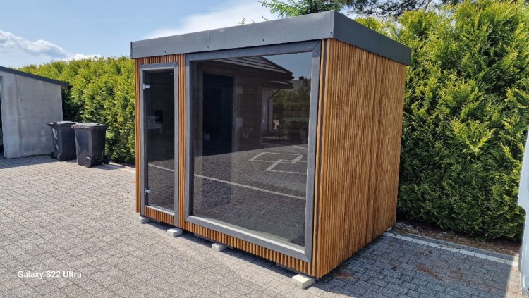 Drewniana sauna ogrodowa idealna na działkę, taras lub przydomową strefę relaksu.